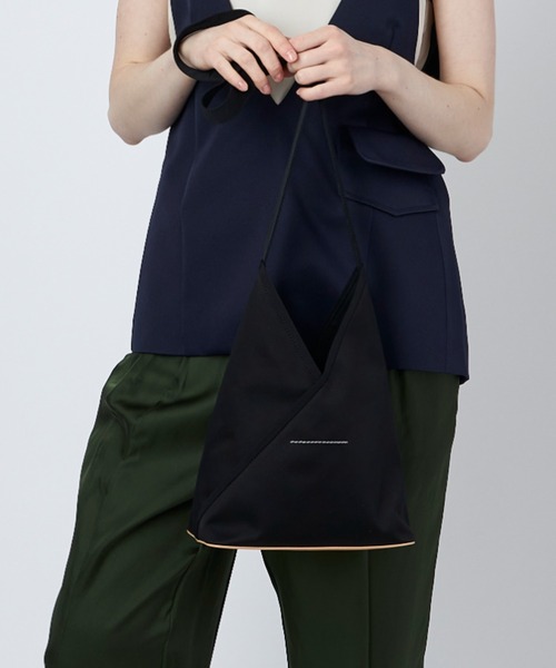 MM6 Maison Margiela（ｴﾑｴﾑｼｯｸｽ ﾒｿﾞﾝ ﾏﾙｼﾞｪﾗ）の「MM6 BALLET SHOE