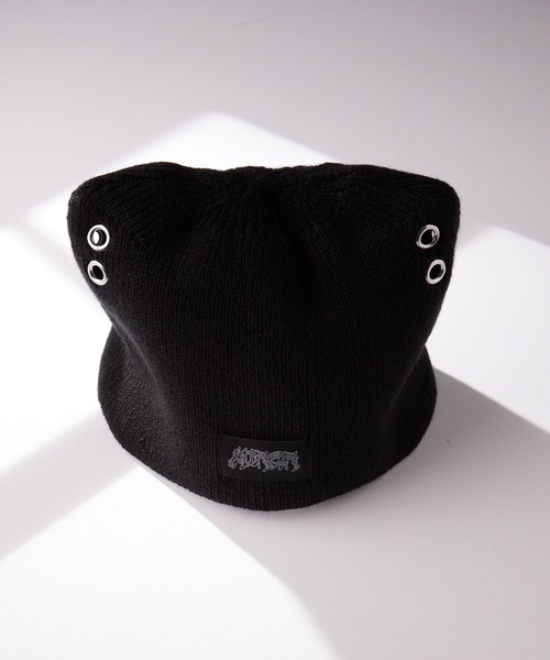 ADRER（アドラー）の「Cat ear metal eyelet knit beanie / キャット