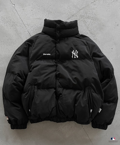 ヤンキース×ペルーシュコラボ ナイロンジャケット、ブラック