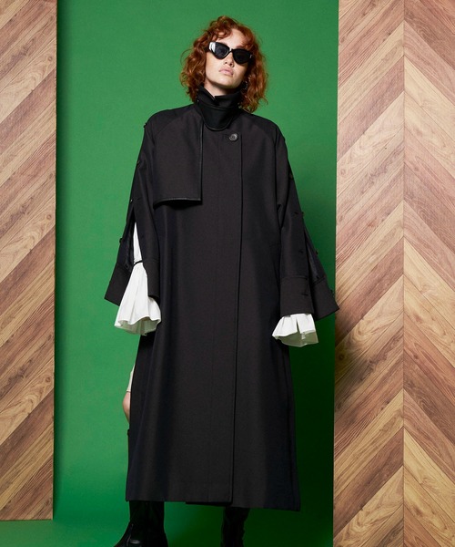 MAISON SPECIAL（メゾンスペシャル）の「ケープボリュームコート