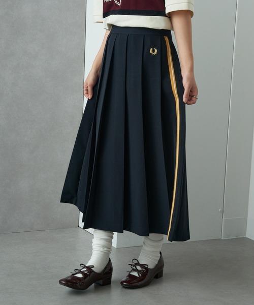 FRED PERRY】TAPE DETAIL PLEATED MIDI SKIRT E2107（スカート）｜FRED