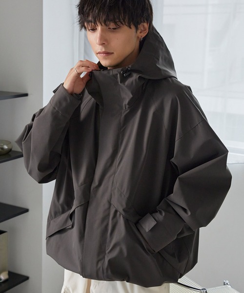 ファンクショナルファブリック ビッグシルエットマウンテンパーカー/撥