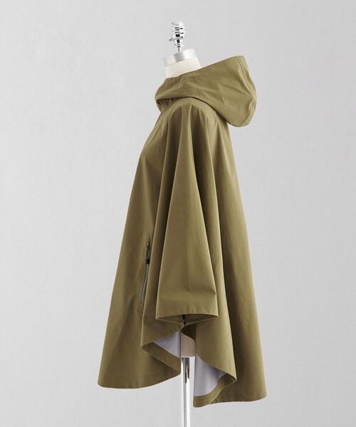 LOEFF（ロエフ）の「＜LOEFF（ロエフ）＞ナイロン タフタ ポンチョ
