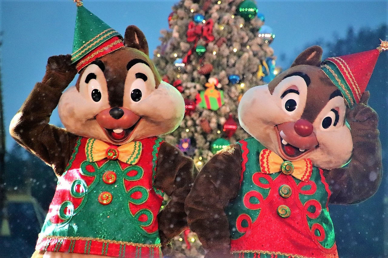 3425昔の海外ディズニーワールドピンクリスマスチップとデール