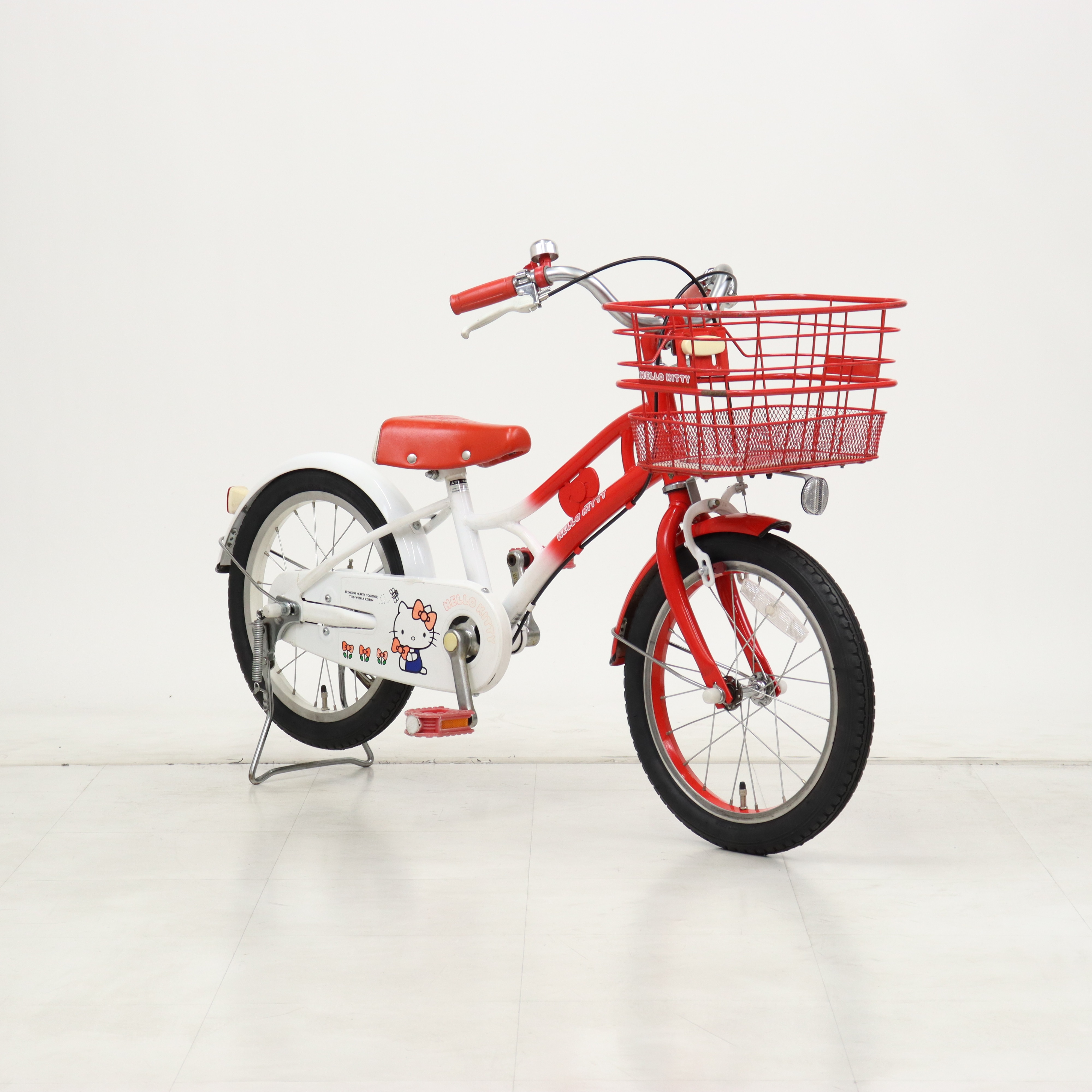 16インチ ハローキティ 自転車 あさひサイクルコラボ 補助輪付き 16