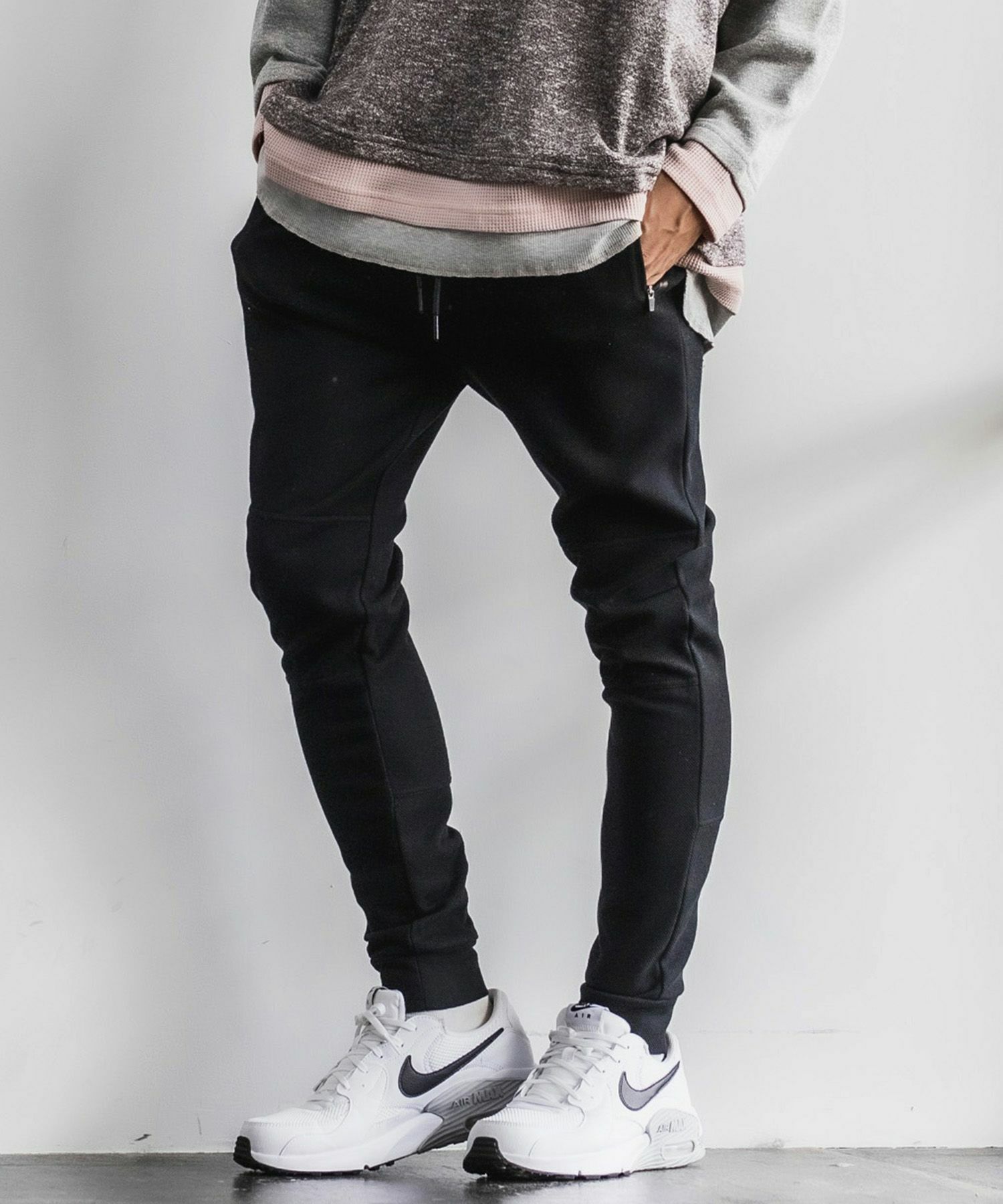 000000067346-04-l.jpg?t=