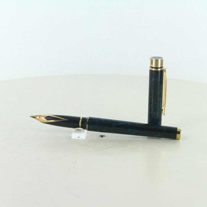 中古】(シェーファー) SHEAFFER マーブル 万年筆｜ナニワグループ