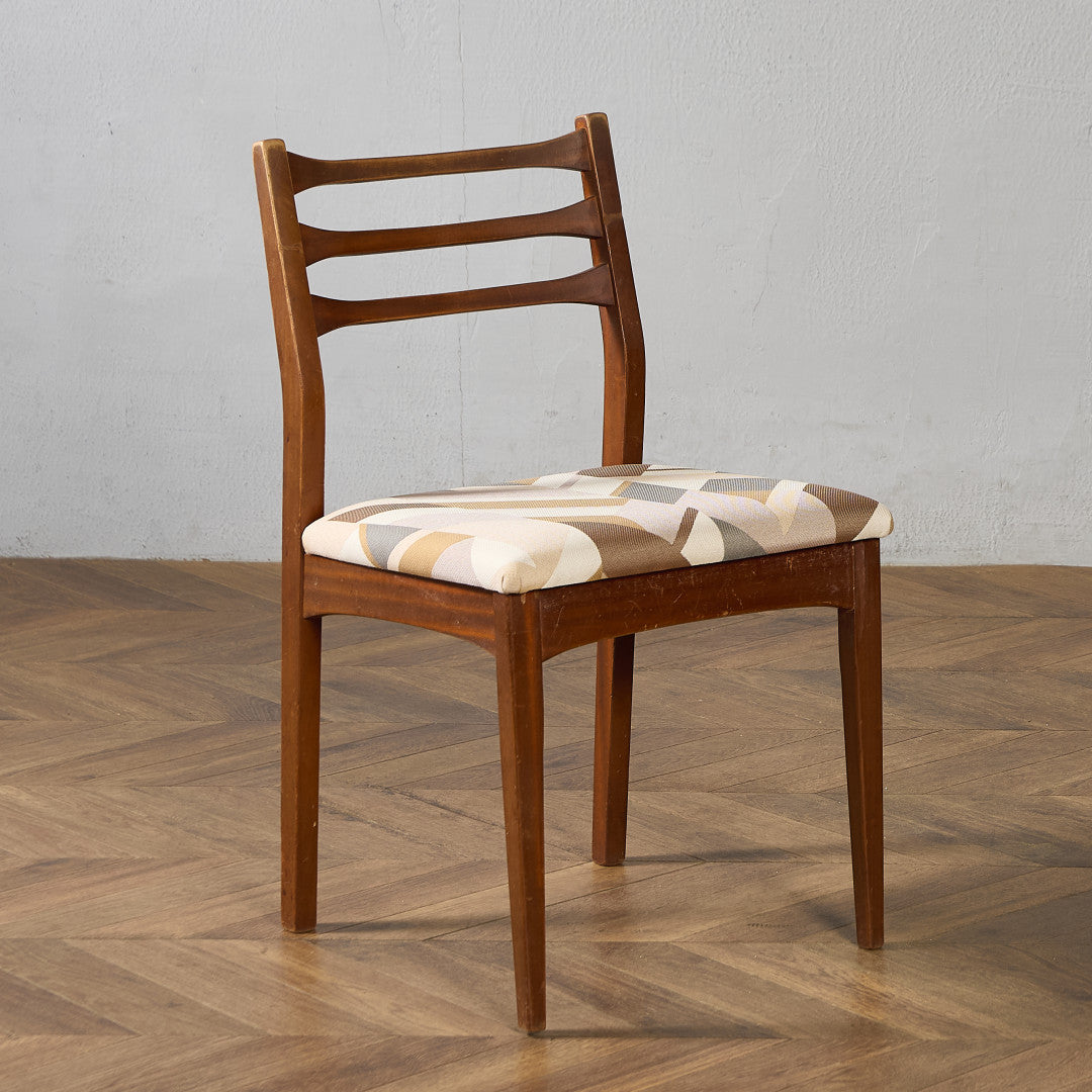 ミッドセンチュリーのブランドチェア集めました | camori アンティーク