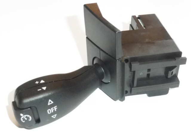 希少 BMW E85 オートクルーズコントロールスイッチ 希少 BMW E85