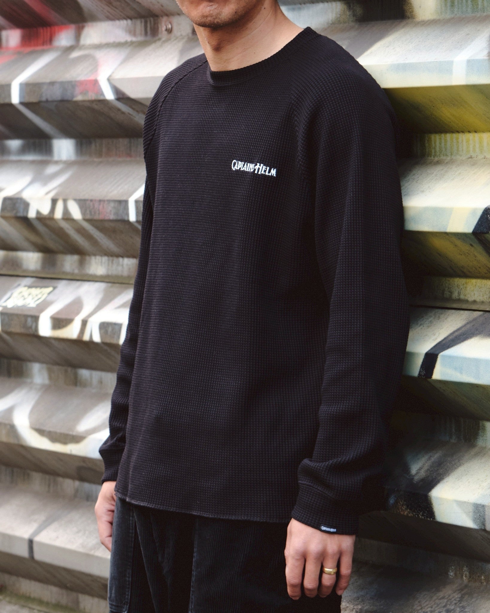 CAPTAINS HELM #CUT OFF THERMAL LS TEE