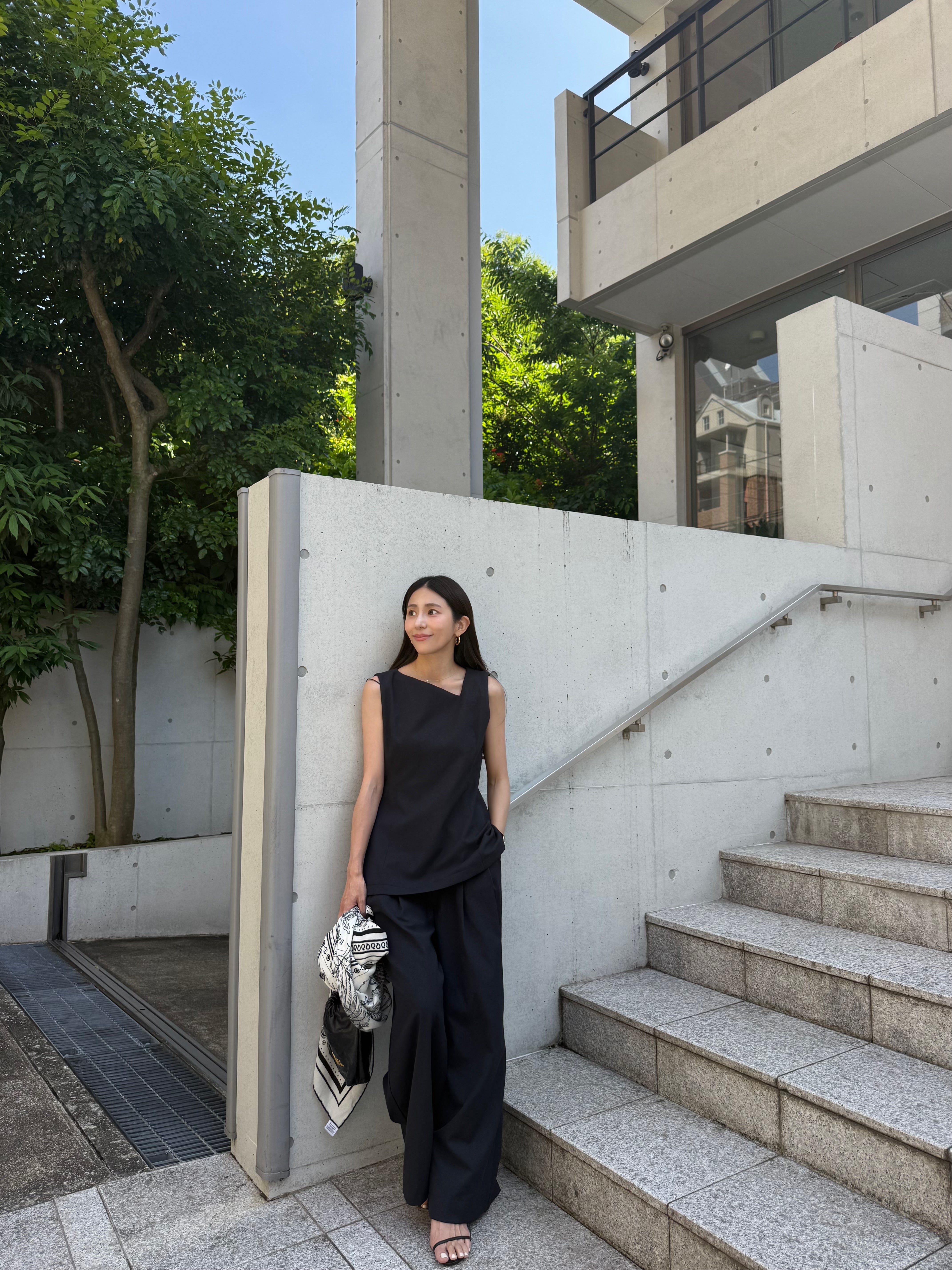 Lady linen like tops（Black） – CARLA