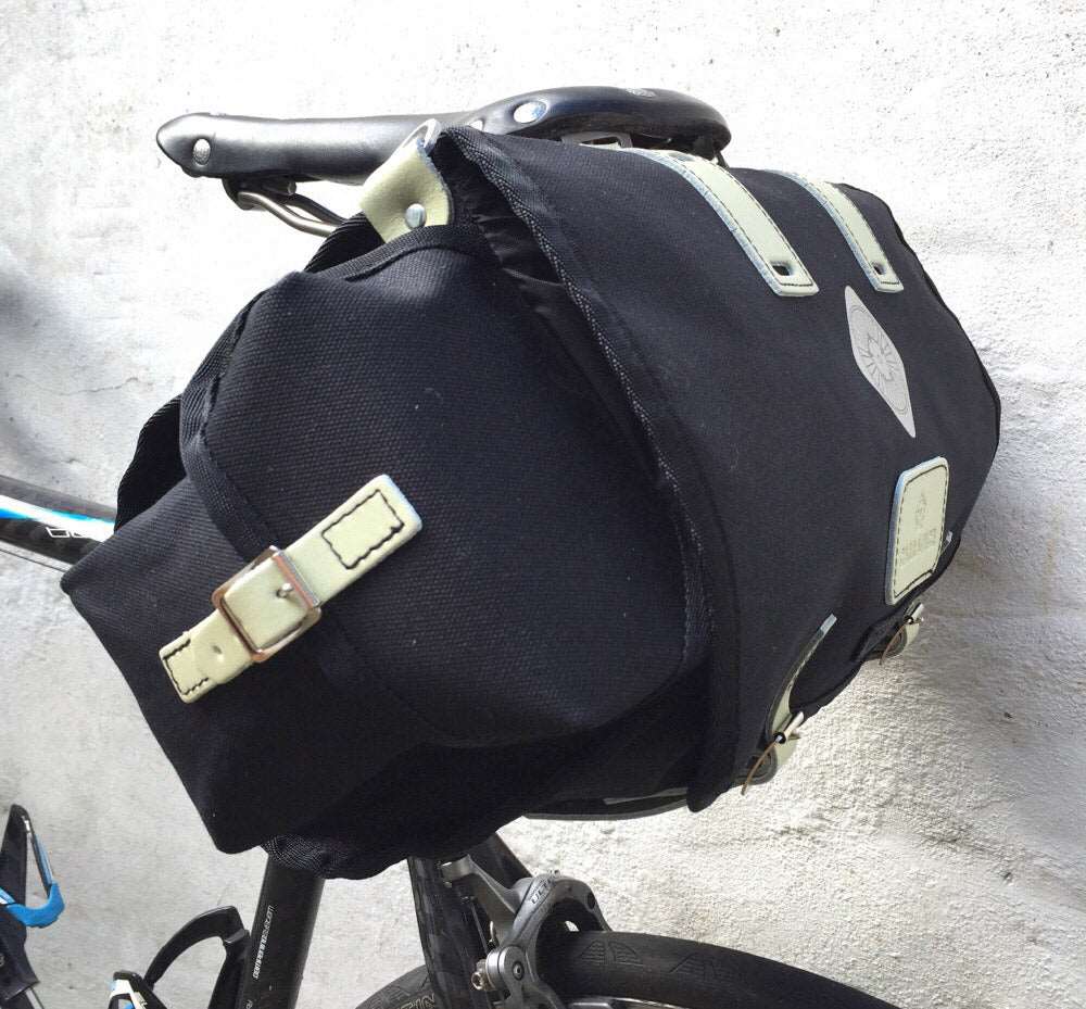 Nelson Longflap Saddlebag (18L)