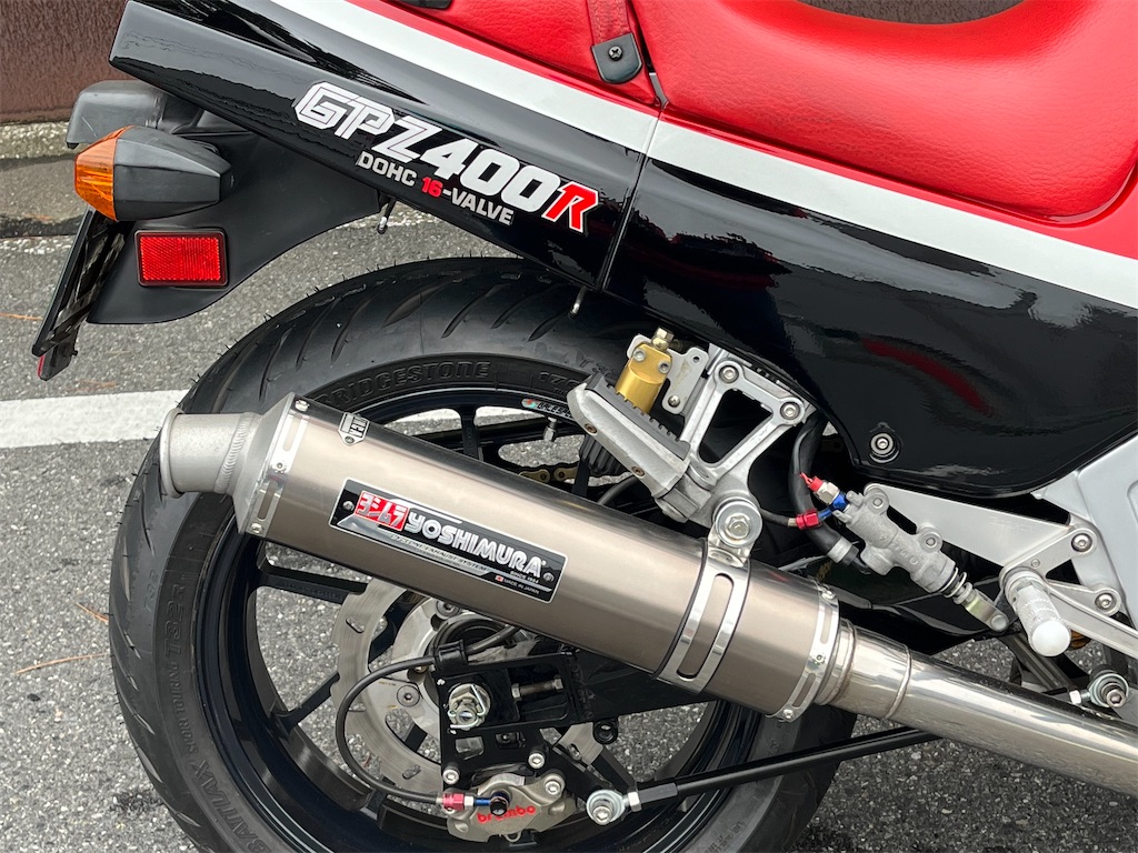 取り敢えずGPZ400R最新仕様 - 甘く香るか青いバラ