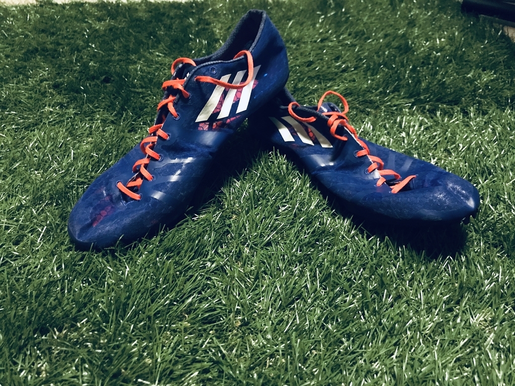 スパイクレビュー】高反発×軽量=最強のスパイク、アディゼロプライムSP