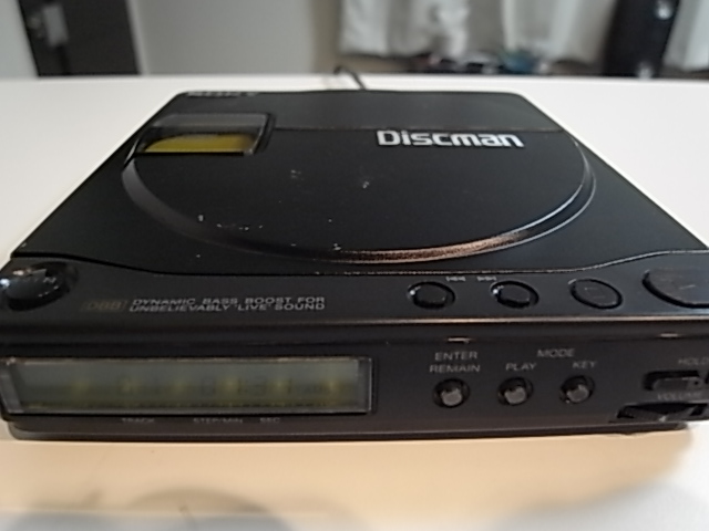 Sony Discman D-90 - 不器用貧乏メモ