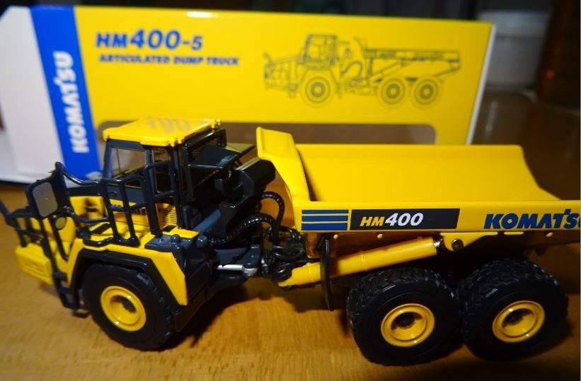 コマツHM400-5がやってきた。 - 宇奈月ブログ