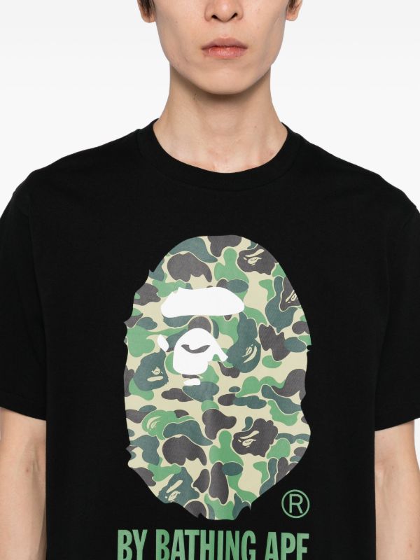 A BATHING APE® グラフィック Tシャツ | ブラック | FARFETCH JP