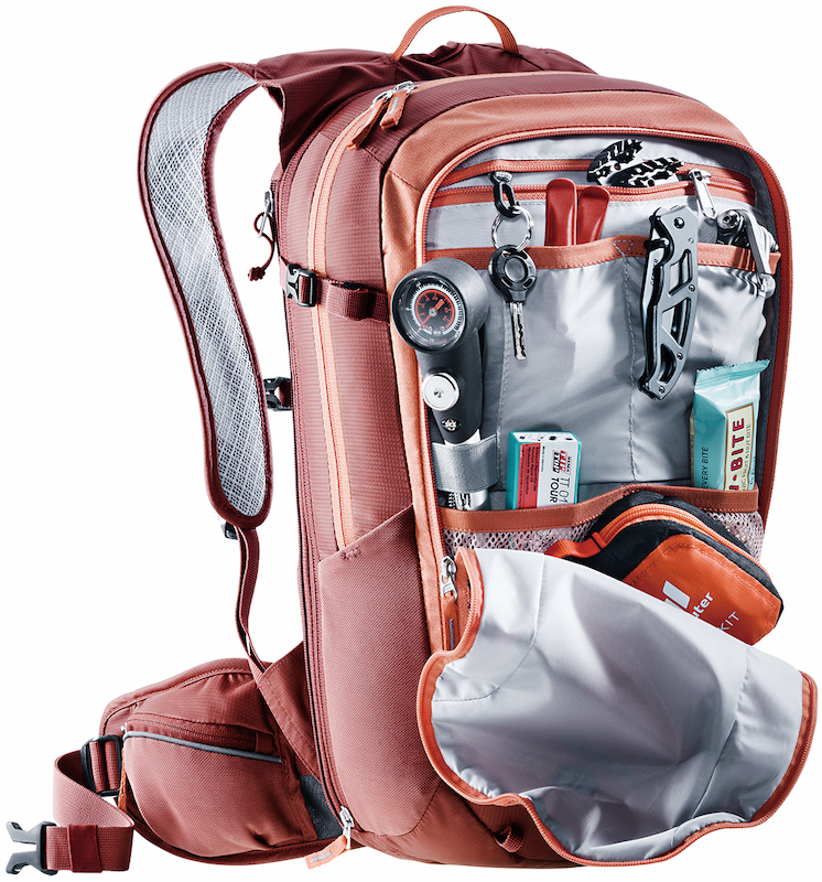 ドイターのツーリング用バックパック「コンパクトEXP」がリニューアル