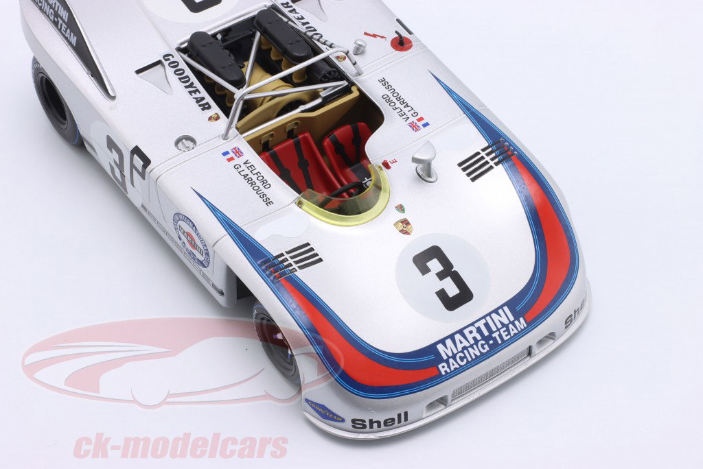 AUTO art Porsche 908 ⁄ 03 #4 Martini