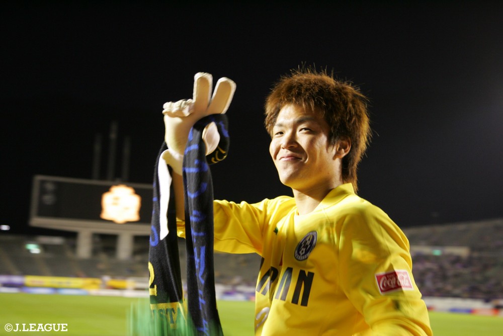 公式】笑顔の守護神【西川周作】の履歴書：Jリーグ公式サイト（J