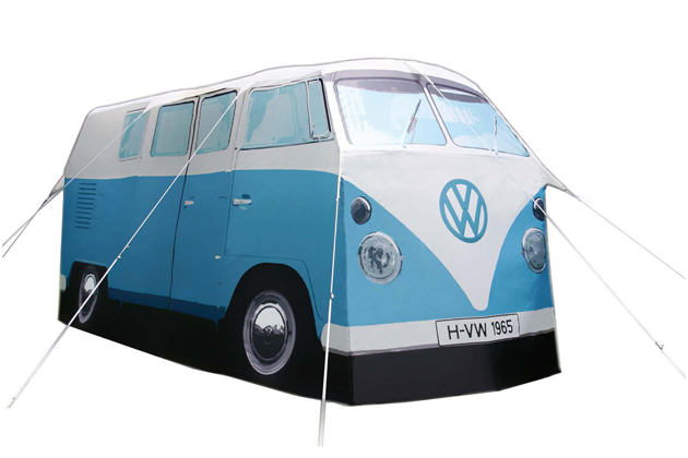 フォルクスワーゲン「Try Golf キャンペーン」で“ワーゲンバステント