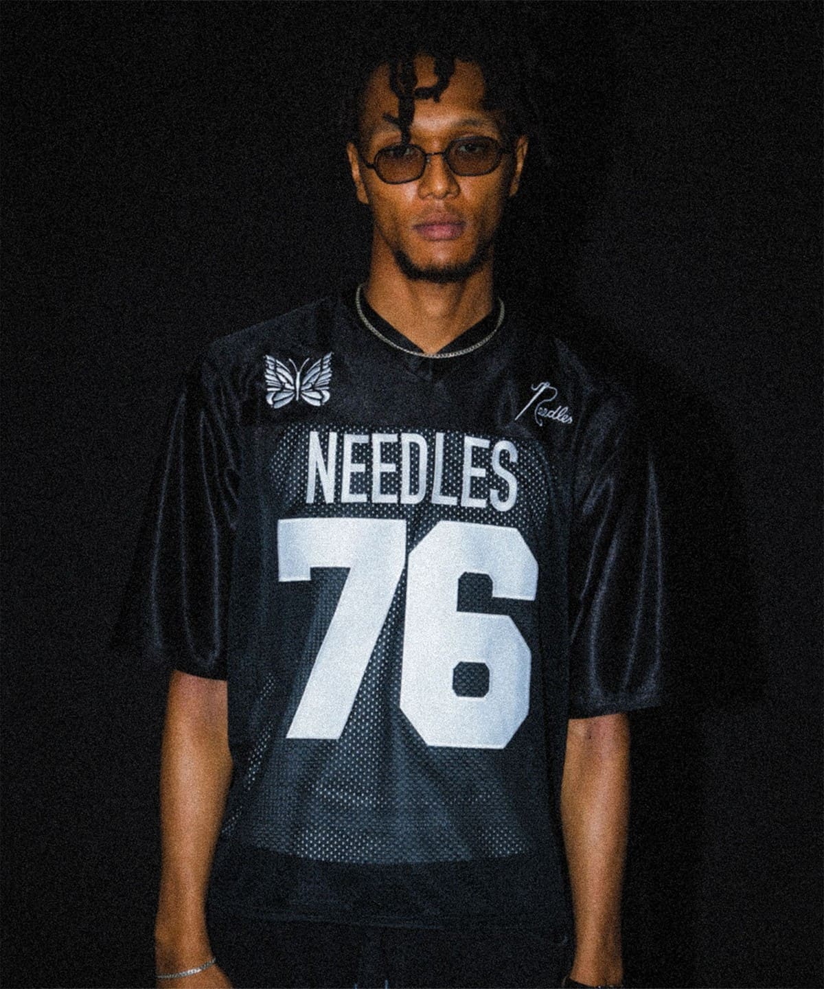 BEAMS（ビームス）【別注】NEEDLES / FOOTBALL T-SHIRT（Tシャツ