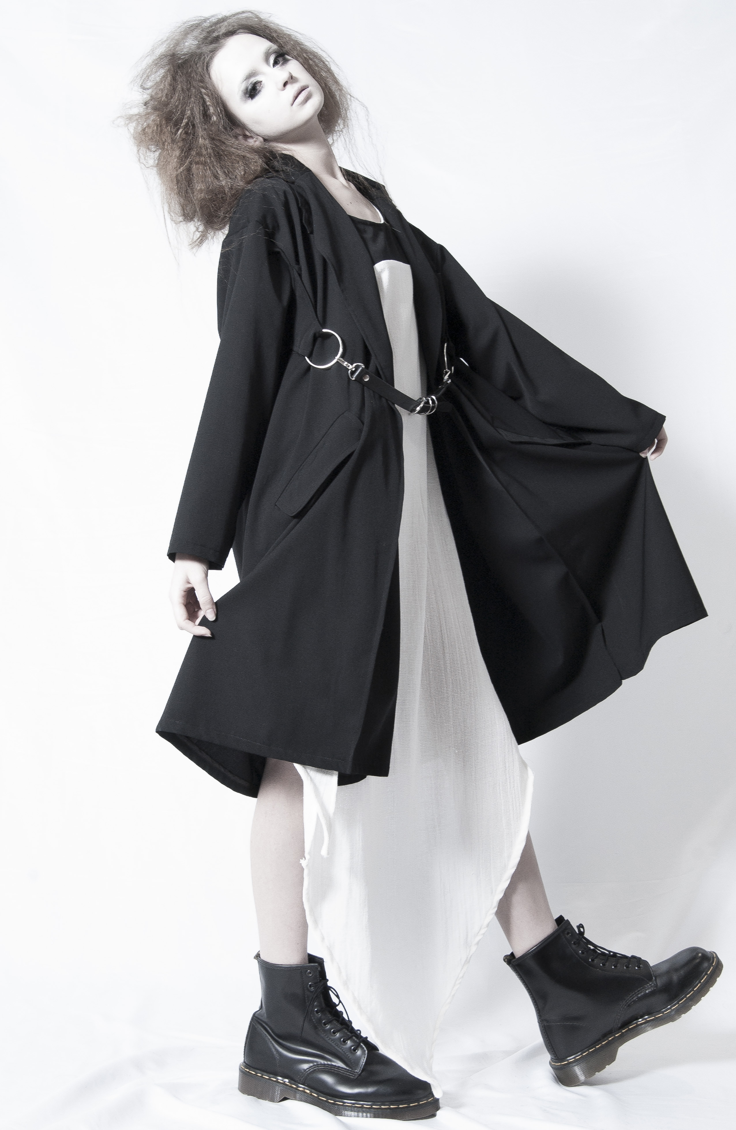 alice auaa ブローチ Alice Auaa Ruffled Long Sleeve Shirt with Ribbon Detail From Japan