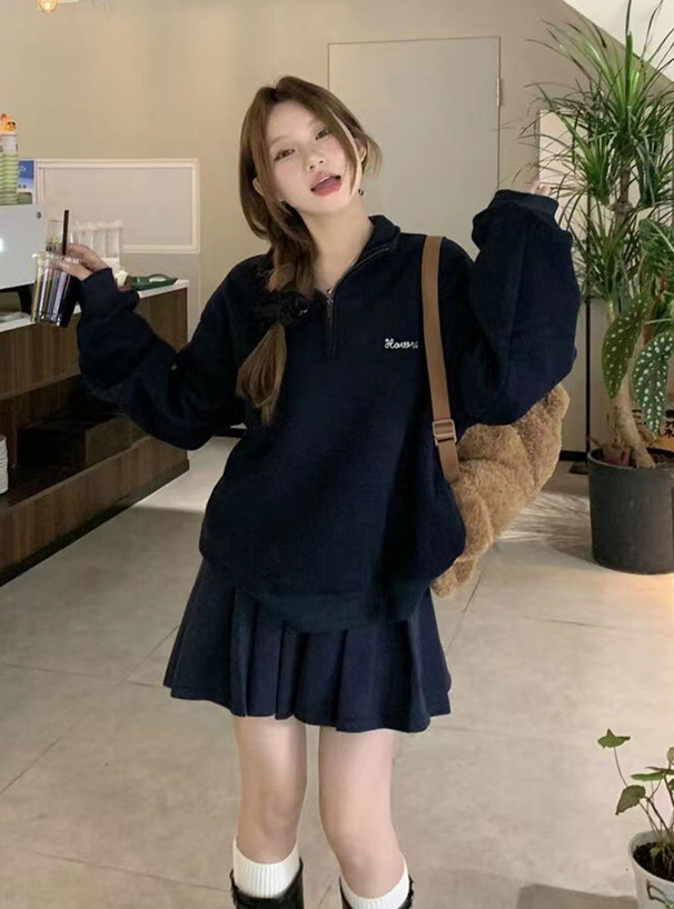 ハーフジップトップス×プリーツミニスカートスウェットセットアップ