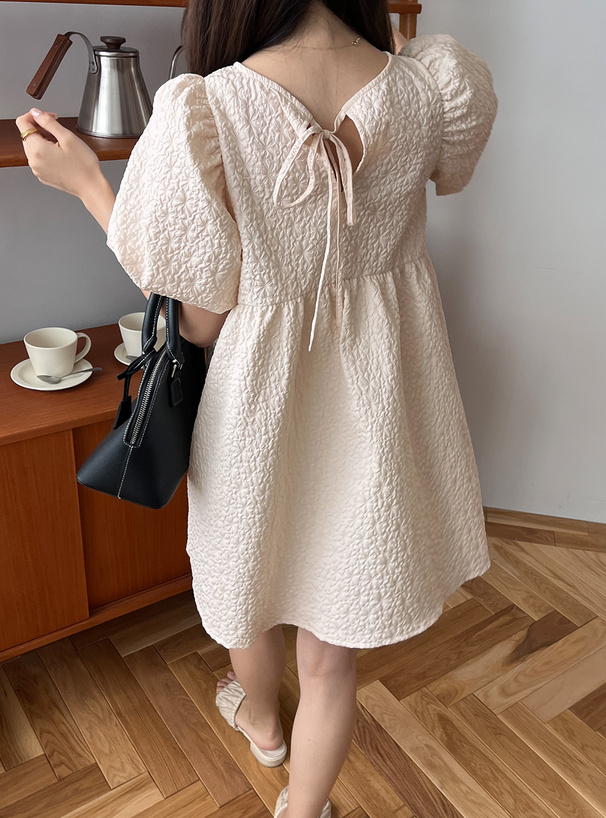 エンボスバルーンスリーブミニワンピース[pp128] | レディース
