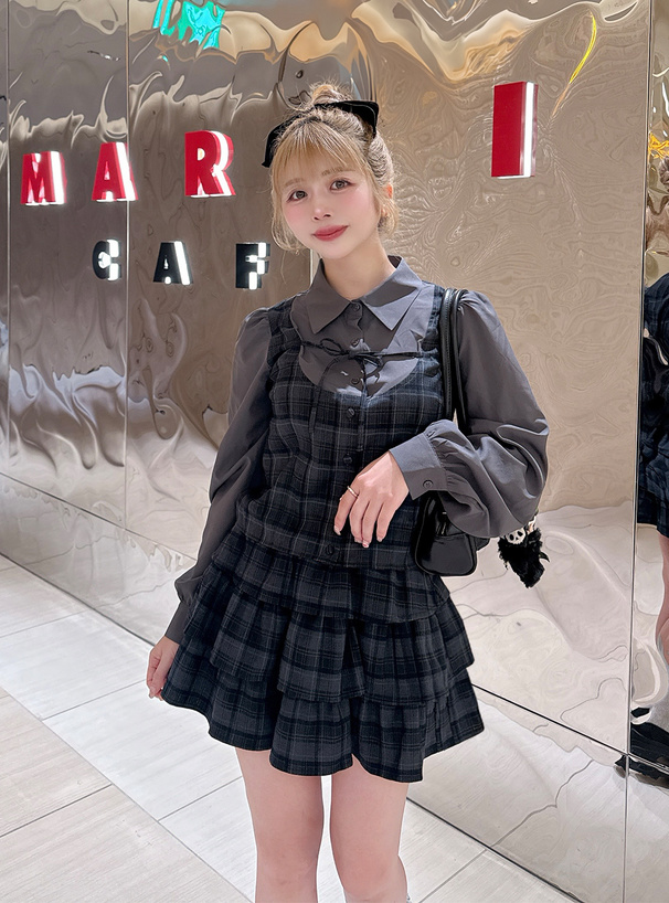 チェック柄ドッキングトップス×ティアードミニスカートセットアップ