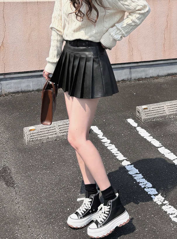 フリージア インパン裏地・ベルト付きレザープリーツミニスカート