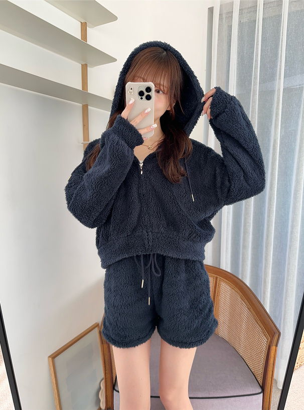 フードジップパーカー×ショートパンツボアセットアップ[ze881