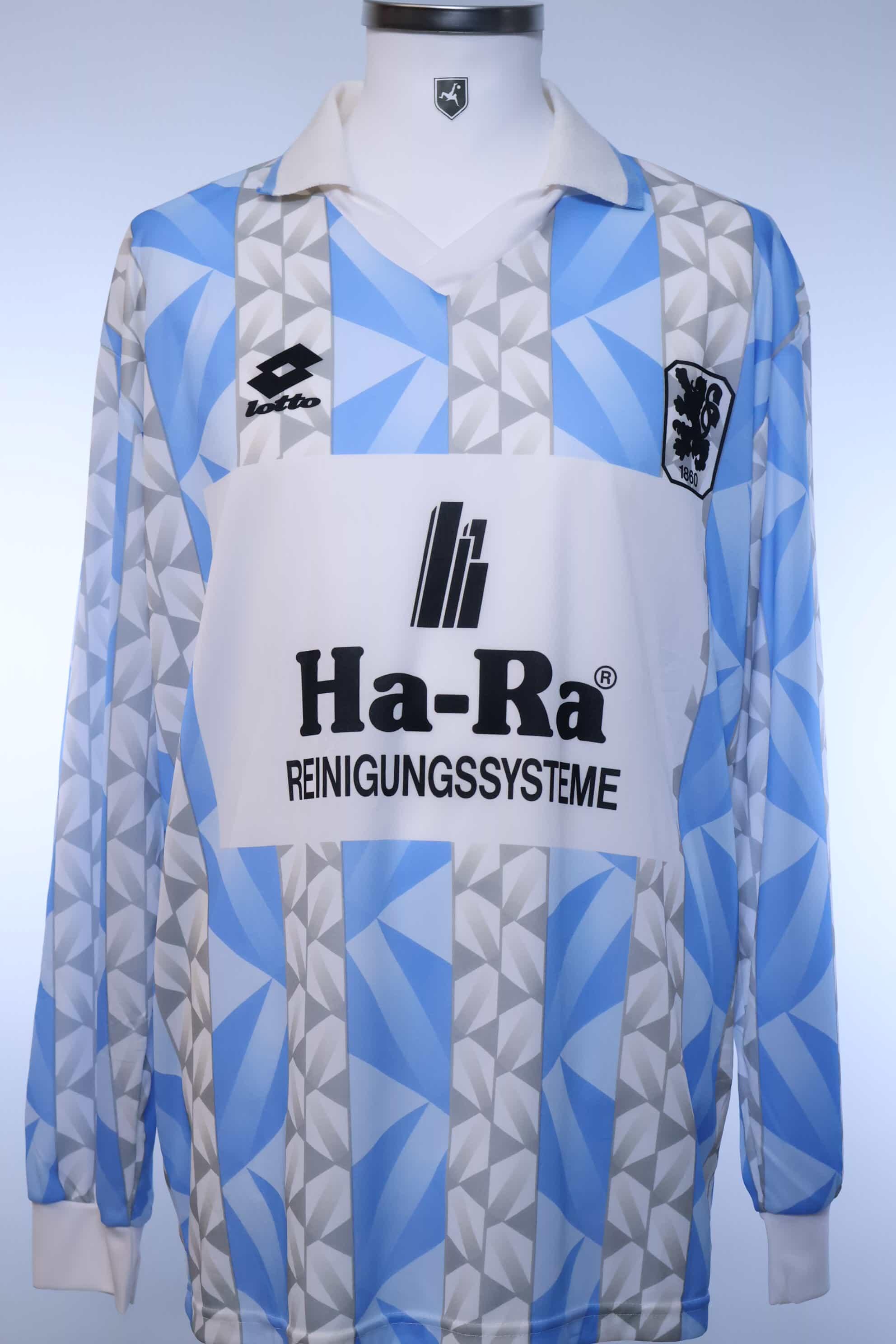 1860 Munich 1993/94 #9 Home Shirt - L