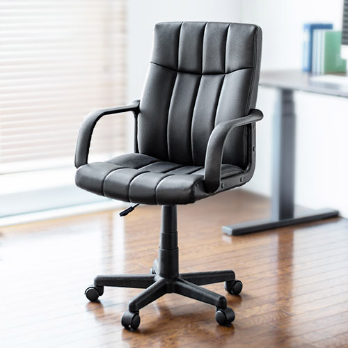 書斎椅子（オフィスチェア・レザーチェア・肘掛け・クッション・ミドル