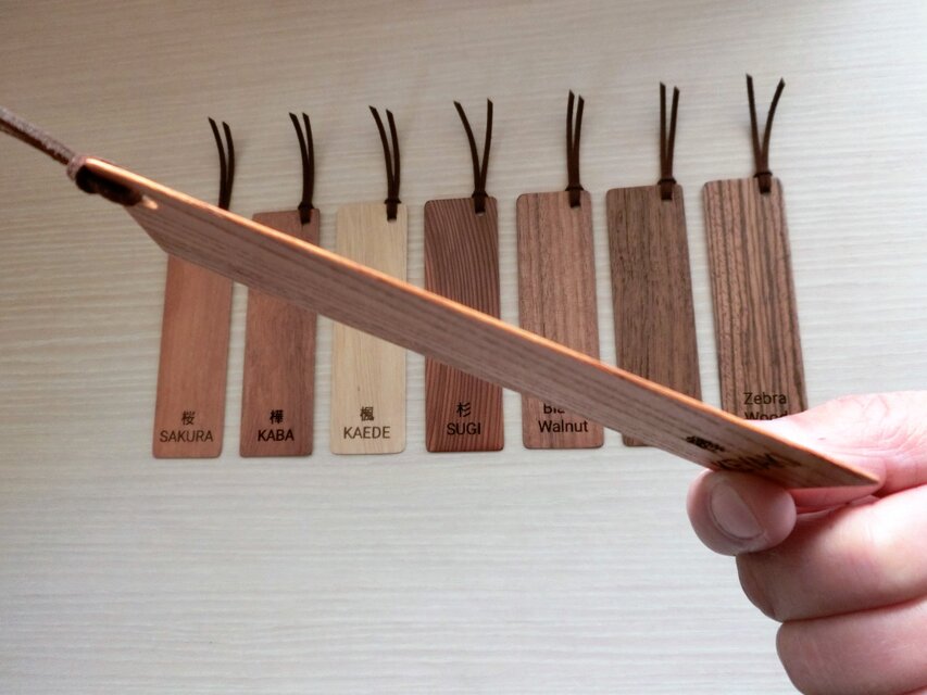 木のしおり 朴（レーザー彫刻樹種名入） | iichi 日々の暮らしを