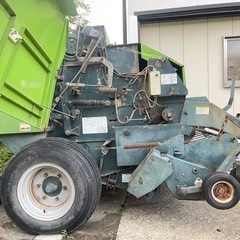 岩手県北上市発スター農機 中型 ロールベーラー TRB0920WT リモコン
