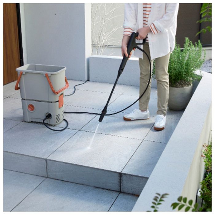 アイリスオーヤマ タンク式高圧洗浄機 SBT-751の通販｜洗浄機｜電動