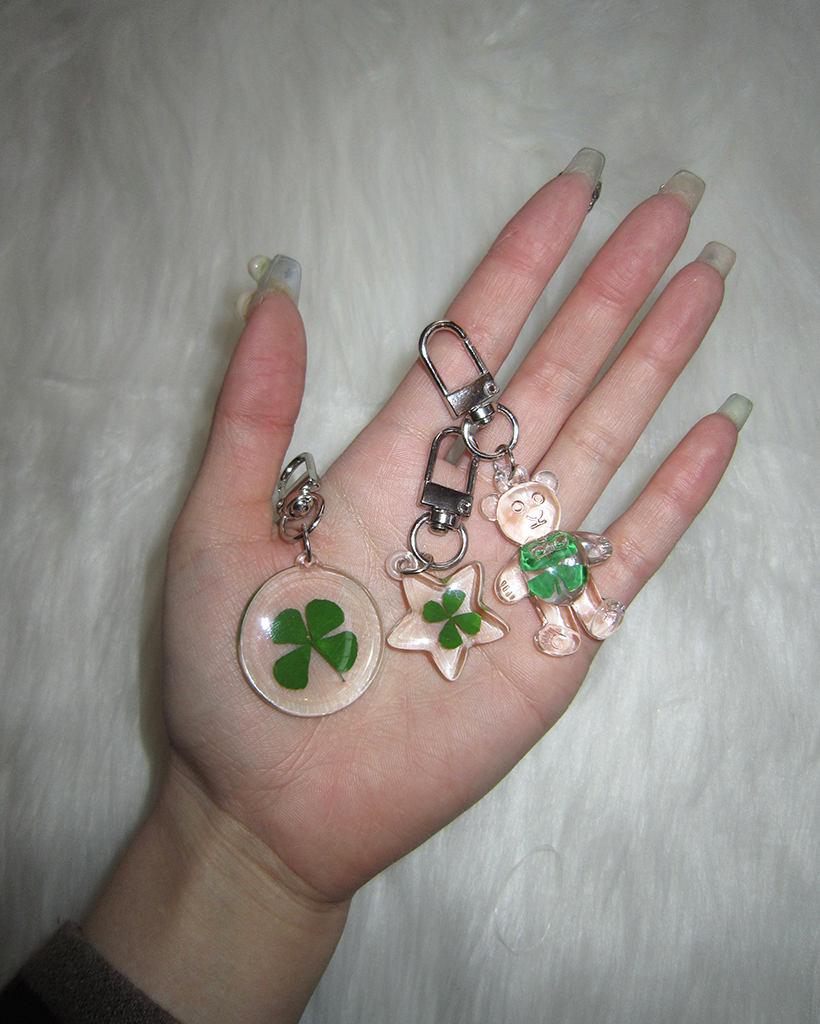 台湾 ヒグチユウコ 奇幻動物森林 ラバーキーホルダー 記念銅プレート 4