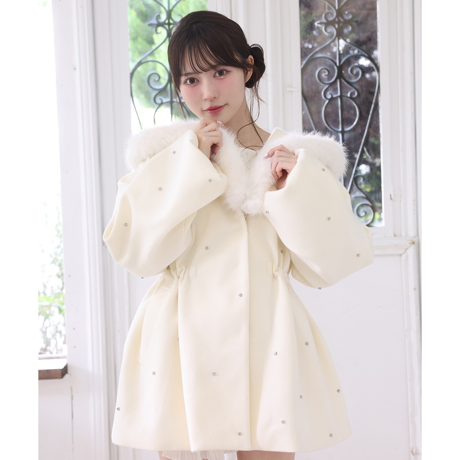 フードフェイクファービジューミドルコート | ファッション通販サイト NUGU