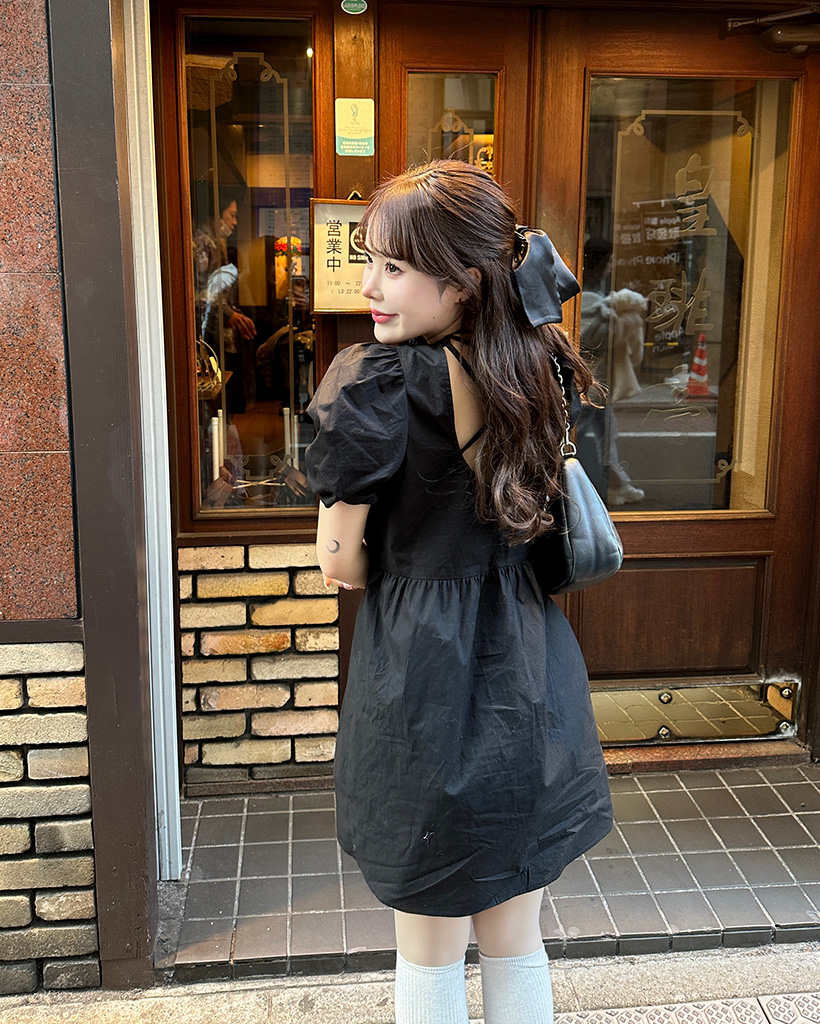 バックストリングパフスリーブミニワンピース | ファッション通販