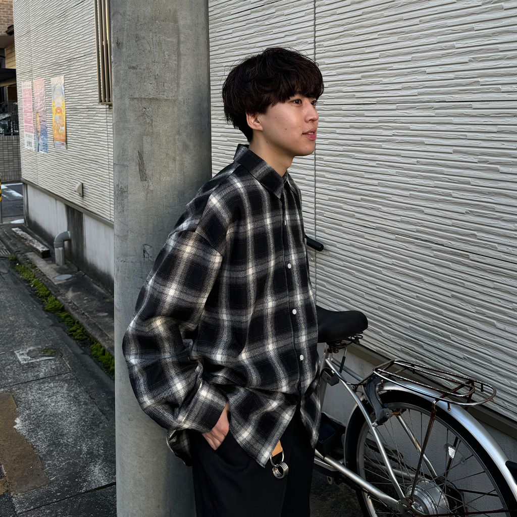 ユニセックス) オンブレチェックオーバーサイズシャツ | ファッション