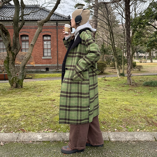 リバーシブルグリーンチェック柄ロングコート | ファッション通販