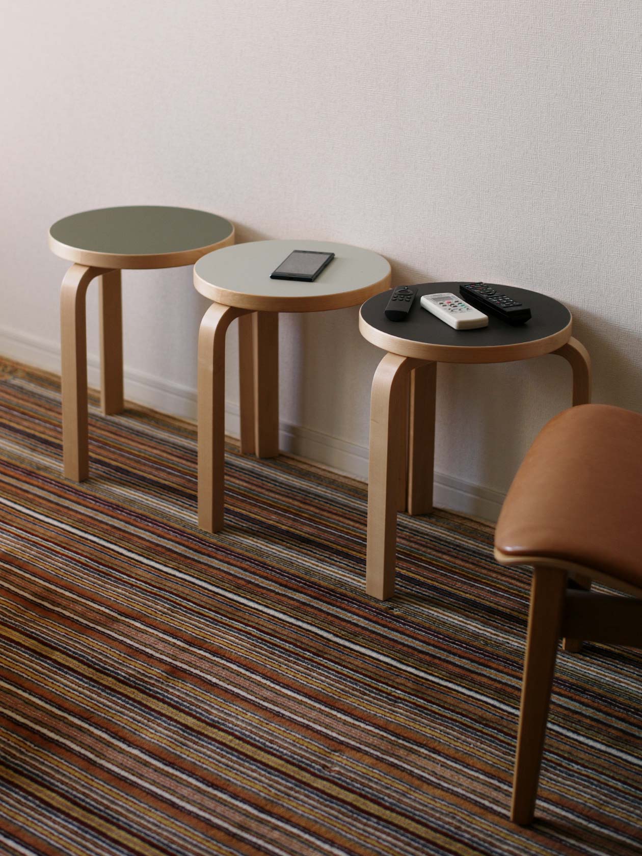 アルテック スツール60 3本脚 リノリウム ウォールナット32 5183 2013