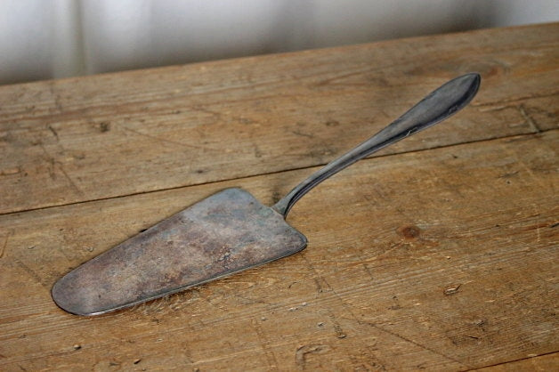 シンプルなデザインが素敵なケーキサーバー フランスアンティーク