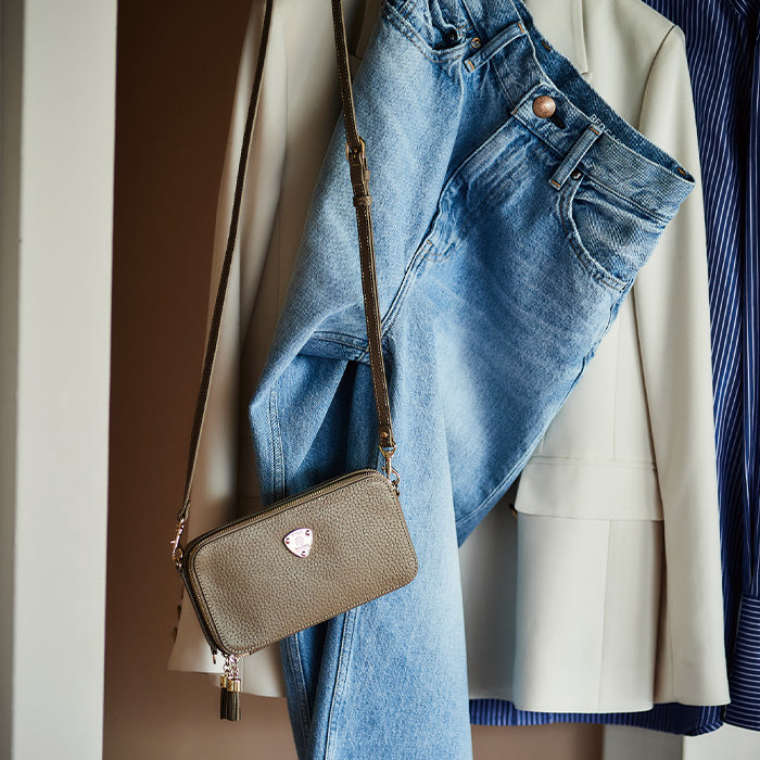 アミュレット・ケリー｜ATAO スマホショルダー – ATAO LAND+(アタ