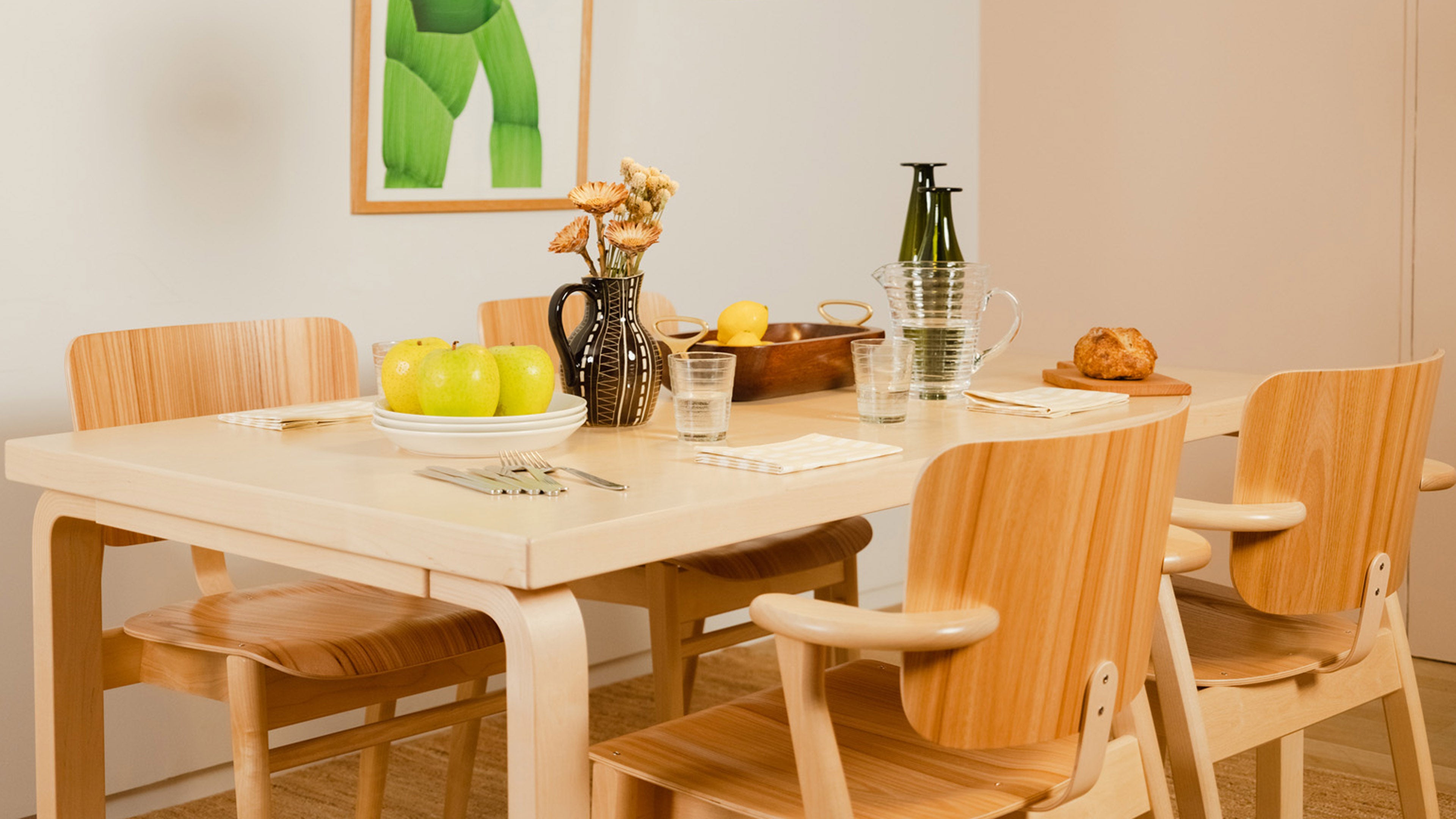 ダイニングテーブルのサイズガイド – Artek Tokyo Store