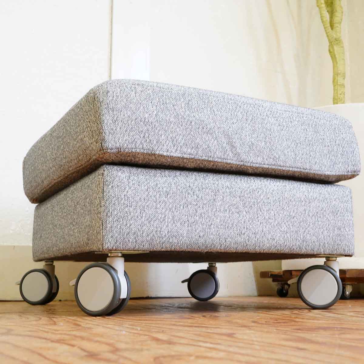 アクタス / ACTUS モデラート / MODERATO オットマン スツール