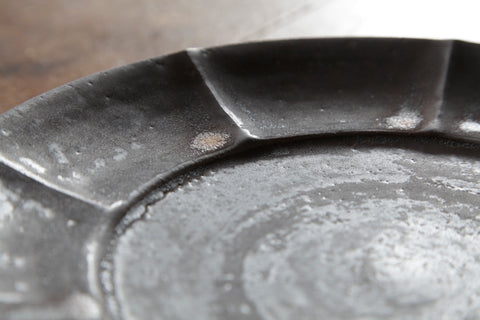 久野靖史さんの輪花皿 – KOHORO