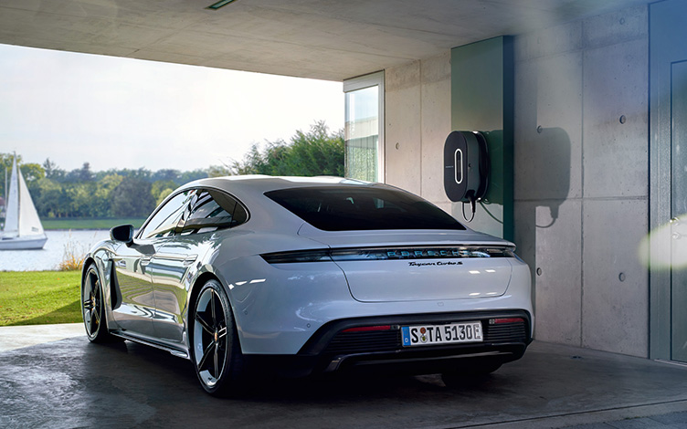 Porsche E-Performance - Charging － ポルシェジャパン