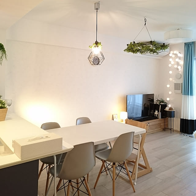 シーリングライト □CELINE□ エレガントなストリングシェード 光量の